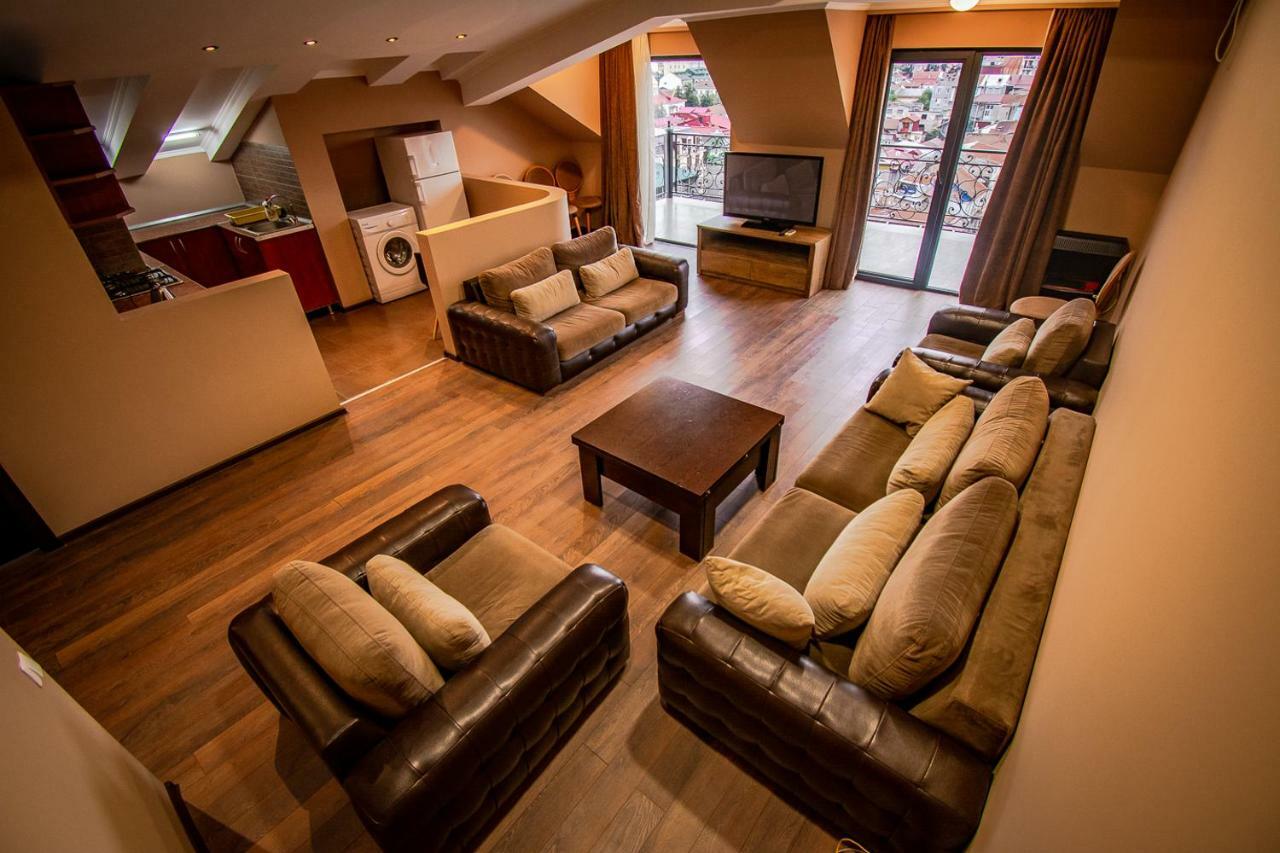 Daros Apartment บาทูมิ ภายนอก รูปภาพ
